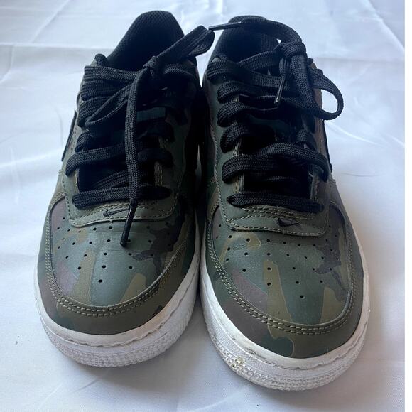 Nike Air Force 1 AF1 Black Olive Brown Green White Sole Size Youth 4 - Picture 3 of 10